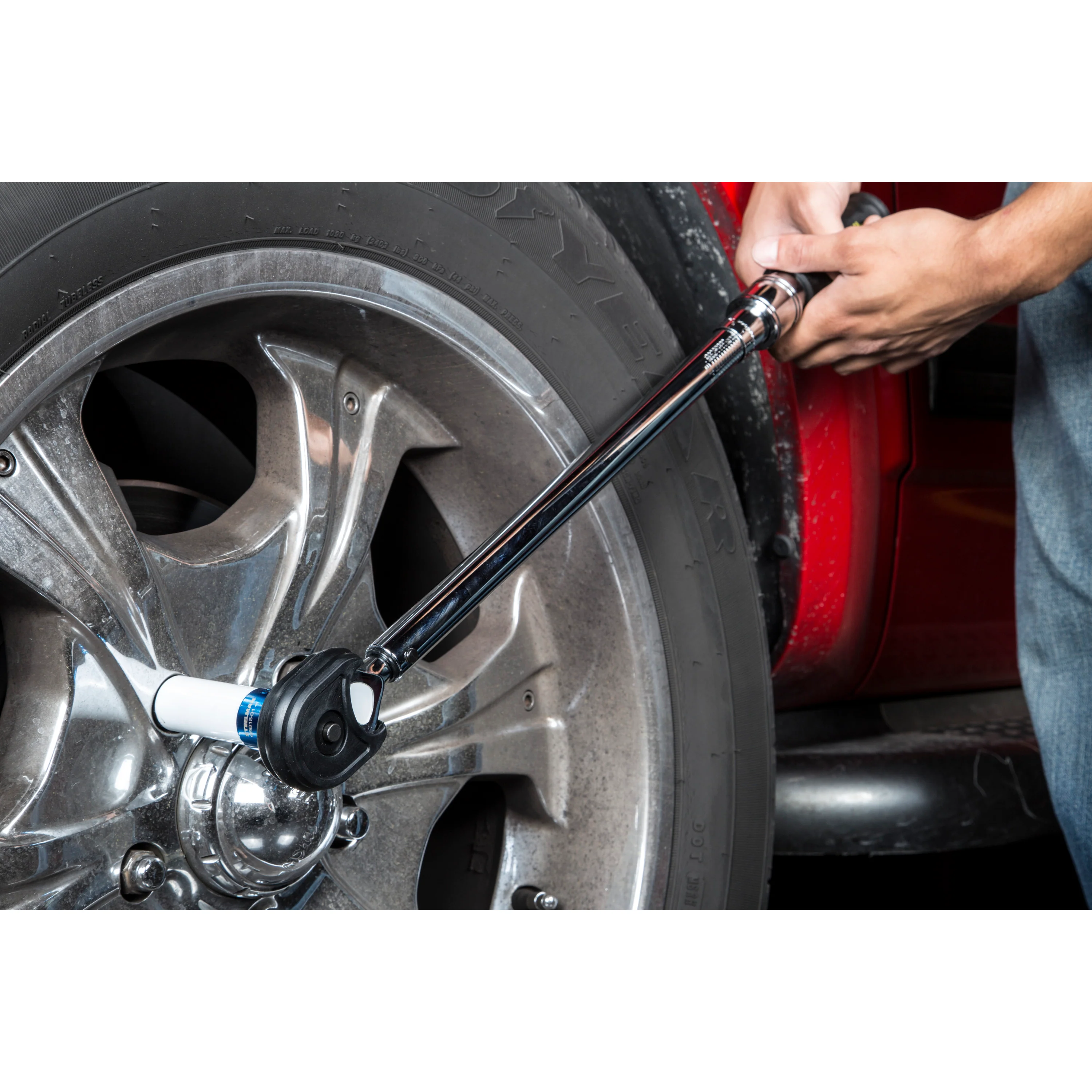 1/2-Inch Drive 30-250 ft-lb Micro-Adjustable Torque Wrench - Image 9