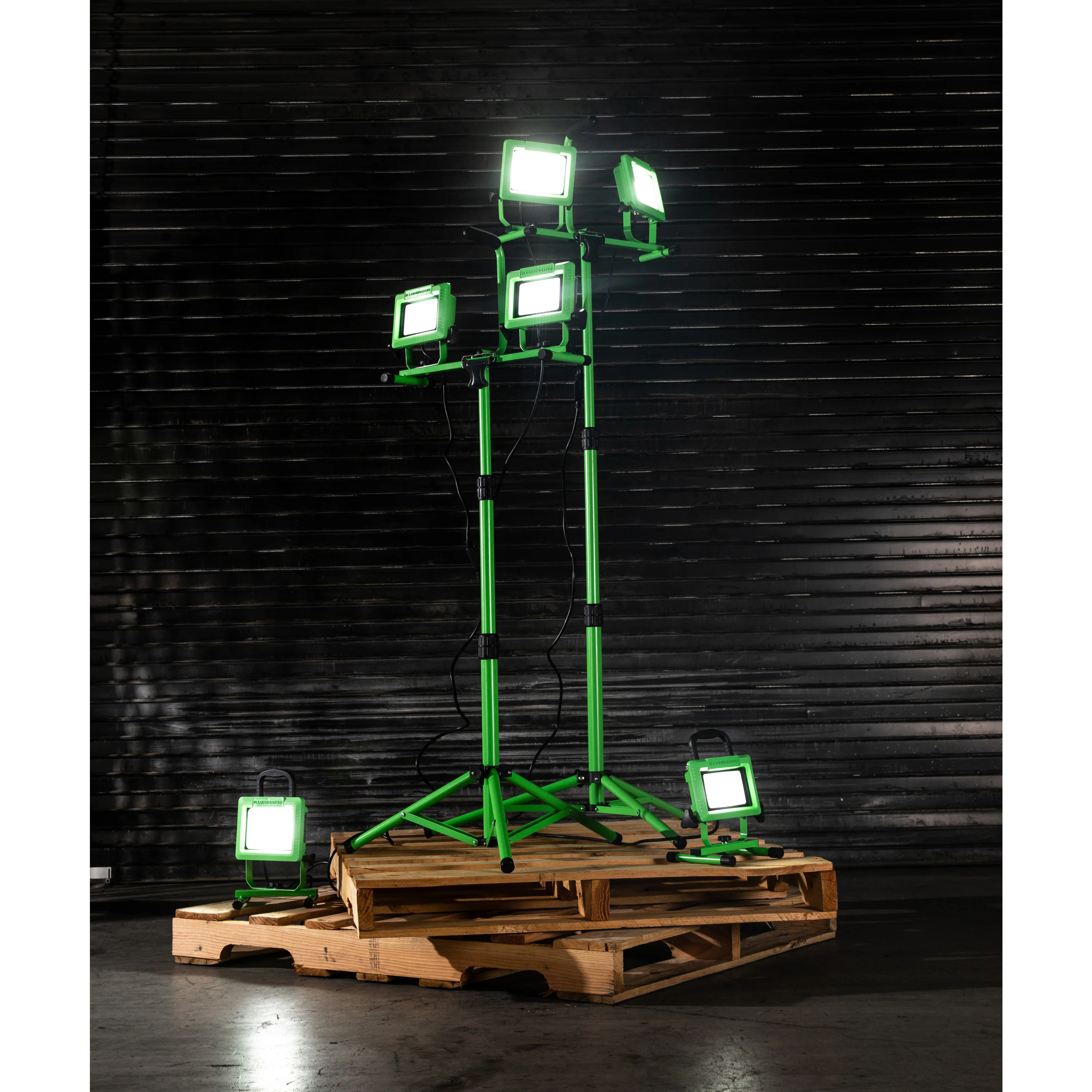 13,000-Lumen Dual Head LED Portable Flood Light with Detachable Metal Tripod, Splashproof Outdoor Enclosure, 8-Foot Power Cord - Image 11