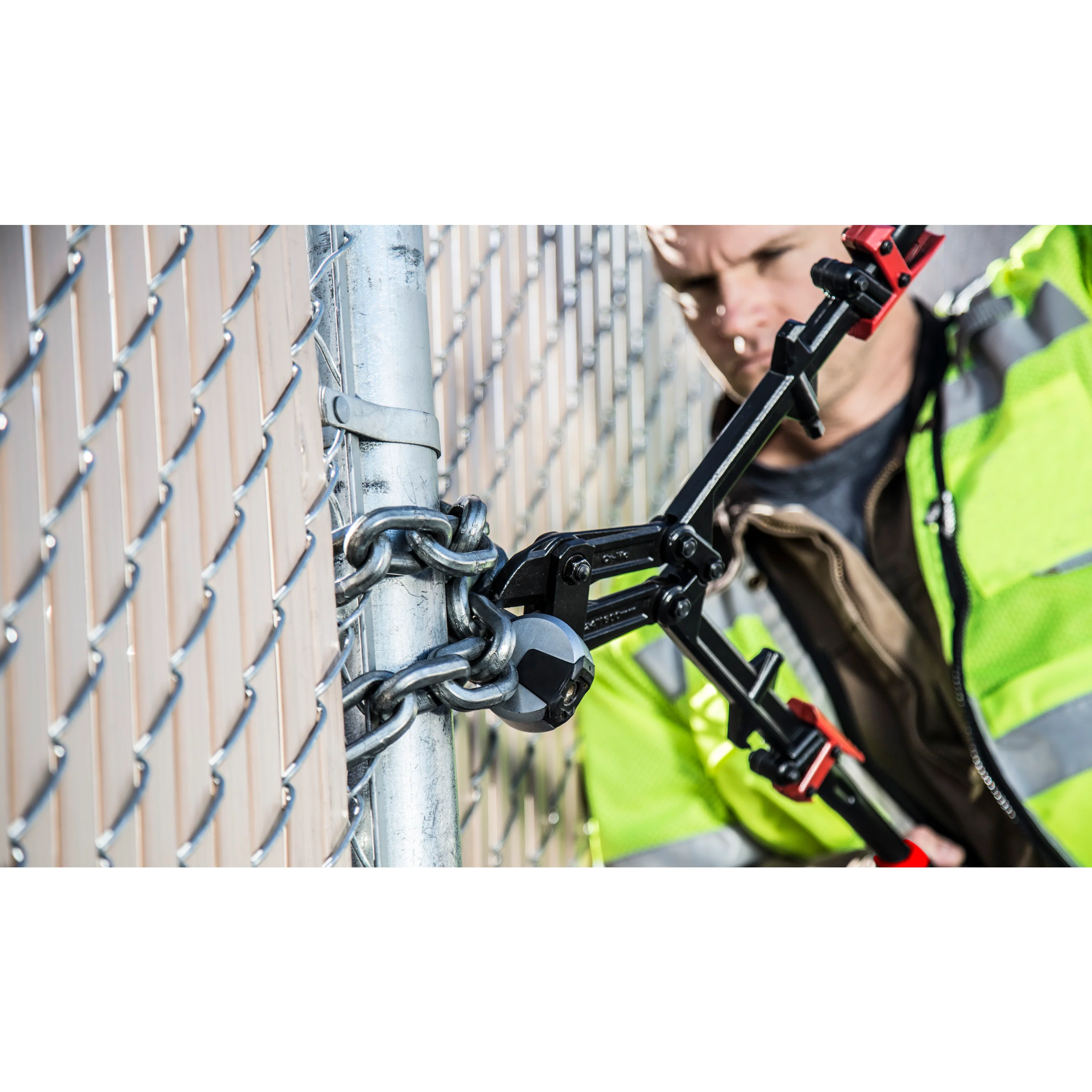 18-Inch Folding Bolt Cutter with Ergonomic Handles - Image 8